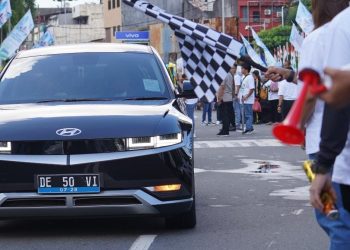 Hari Pelanggan Nasional 2024, PLN UIW MMU Gelar Konvoi Kendaraan Listrik