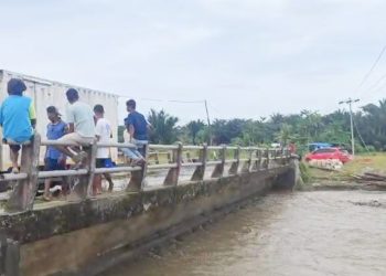 Jembatan Laala Kecamatan Huamual Kembali Normal, Pemkab SBB Bergerak Cepat Atasi Putusnya Akses