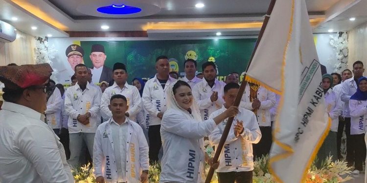 Hartini Wamnebo Dilantik, Pj. Bupati Buru Beri Apresiasi Pelantikan Dorong Perkuat Kemitraan