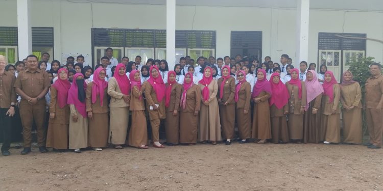 SMK Alhilaal Namlea Lepaskan 62 Peserta Prakerin Di Dua Puluh Lima Dinas Terkait