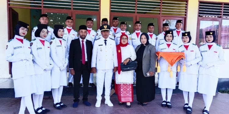 Kepsek SMKN 5 Buru, HUT RI Ke–80 Jadi Momentum Generasi Pendidikan Nasionalis. 