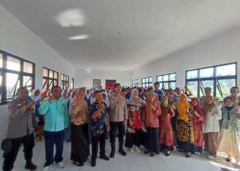 Kapolsek Namlea Sambangi SMKN 2 Buru, Ajak Siswa Jadi Generasi Teladan dan Jauhi Narkoba