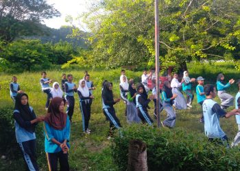 LaSarjudin, Langkah Positif Menuju Lingkungan Sekolah Yang Sehat Nan Asri, Melalui Giat Jumat Bersih