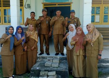 Kunjungan Peran Kasei Dan Pengawas Cabdin Di SMKN 5 Buru. 