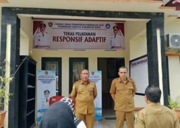 Senin Pagi, Apel Rutin Bersama Kacabdin Dikmensus Buru Rahman Ali