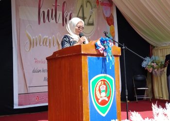 Dirgahayu SMAN 1 Buru Ke–42 Tahun, Neneng Optimis Sekolah Lahirkan Generasi Prestasi