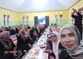 Buka Puasa Bersama, Ketua PGRI Suryati Taswa, Ajak Pengurus Perkuat Solidaritas Dan Ukhuwah Di Tingkatkan