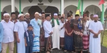 Tak Bersama Jemaah di Lapangan Merdeka, Wakil Gubernur Maluku Pilih Shalat Idul Fitri Bersama Warga Olas
