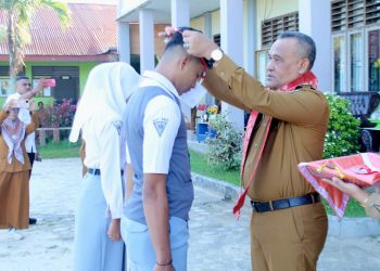 Buka Ujian Sekolah, Bupati Buru Ajak Guru Dan Pengawas Harus Profesionalisme