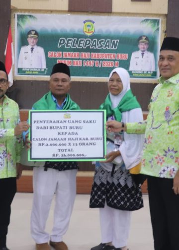 Bupati Ikram Umasugi Tambahi Uang Saku Jamaah Haji Sebesar 26 Juta