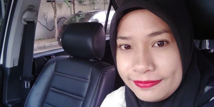 Pemilik VBC Simpang 5 Namlea, Novisanti Duwila Bangga Tim Voli Putri Raih Juara ll