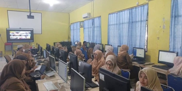 TKA Serentak Dimulai, 6000 Guru SMA/SMK Di Maluku Ikuti Pemetaan Kompetensi