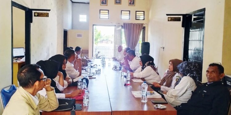 Panitia Kemah Wisata Pendidikan Buru di Tutup, Cabdin Dikmensus Apresiasi Kinerja