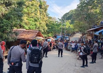 Polisi Gabungan Patroli Tambang Sinabar Huamual, Aktivitas Penambangan Diminta Ditahan