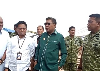 Bodewin Wattimena Dukung Penataan Sungai Wai Tomu, Pangdam Hentikan Sementara Pembangunan Jembatan