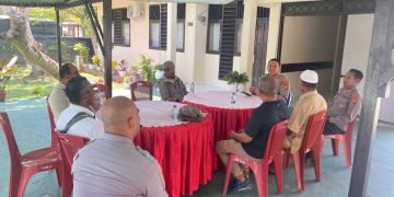 Kapolres SBB Perkuat Komunikasi dengan Pemerintah Desa Luhu, Tekankan Pencegahan Konflik dan Kamtibmas